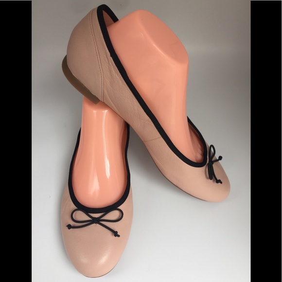 clarks nude flats